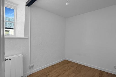 3 bedroom maisonette for sale, Well Street, Torrington EX38