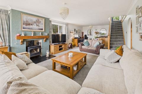15 Deepdene, Wadhurst, TN5 6EL