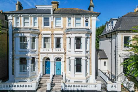 6 bedroom semi-detached house for sale, Selborne Road, Hove, BN3