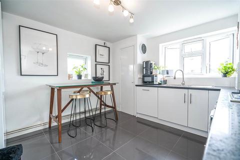 3 bedroom apartment for sale, Normans Close, Norman Avenue, London, N22