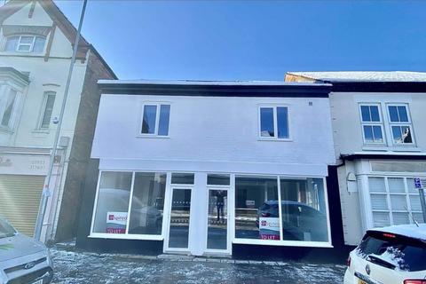 undefined, High Street, Rushden NN10