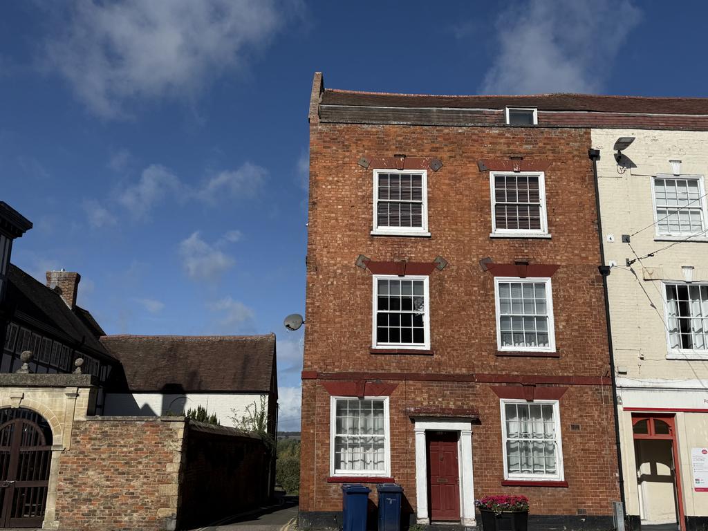 2 Bedroom Duplex Apartment For Sale
