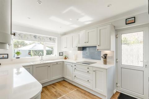 21 Broadmark Way, Rustington, Littlehampton, BN16 2EY