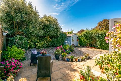 21 Broadmark Way, Rustington, Littlehampton, BN16 2EY