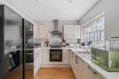 3 bedroom semi-detached house for sale, Evesham Close, Stockton Heath, WA4