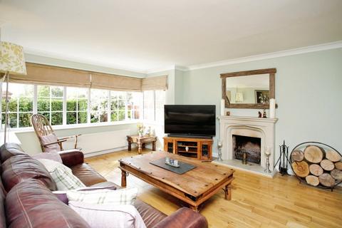 5 bedroom detached house for sale, The Green, Lutterworth LE17