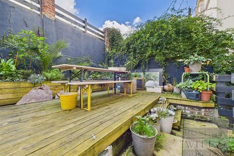 2 bedroom apartment for sale, Warrior Gardens, St. Leonards-On-Sea