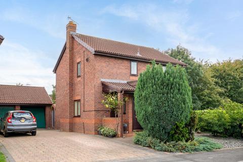 3 bedroom detached house for sale, Norway Drive, York
