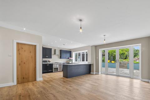 4 bedroom detached house for sale, Westfield Road, Wellingborough NN8