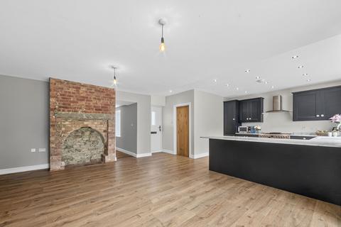 4 bedroom detached house for sale, Westfield Road, Wellingborough NN8