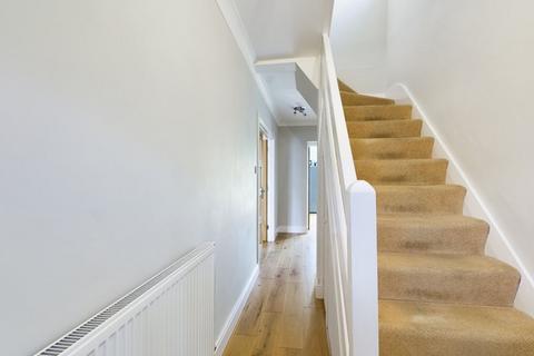 64 Brixham Crescent, Ruislip, HA4 8TX