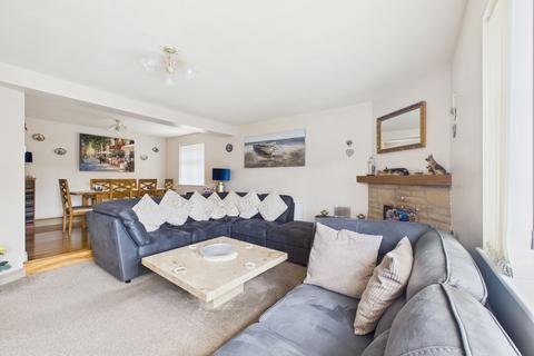 4 bedroom detached bungalow for sale, Mays Avenue, Carlton, Nottingham