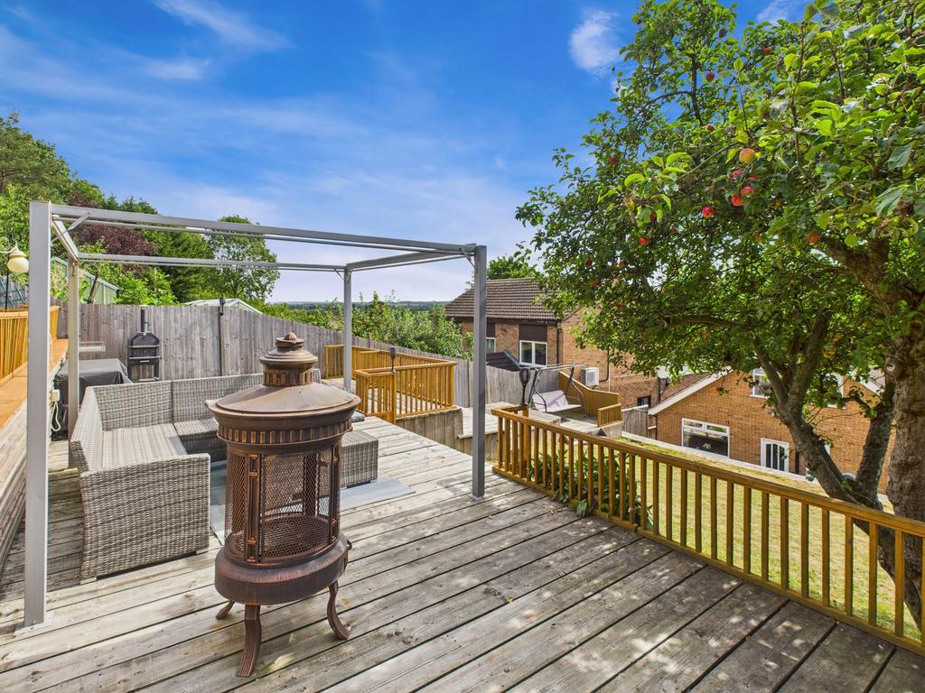 Rear Decking Area
