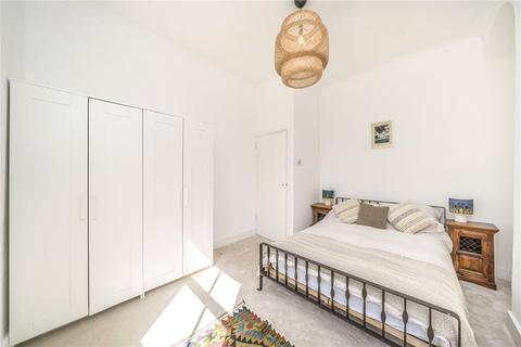 2 bedroom apartment for sale, Drakefell Road, Telegraph Hill, London, SE14