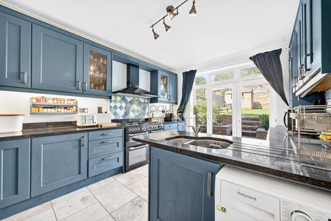 undefined, Pine Walk, Woodmansterne, Banstead SM7 3PY