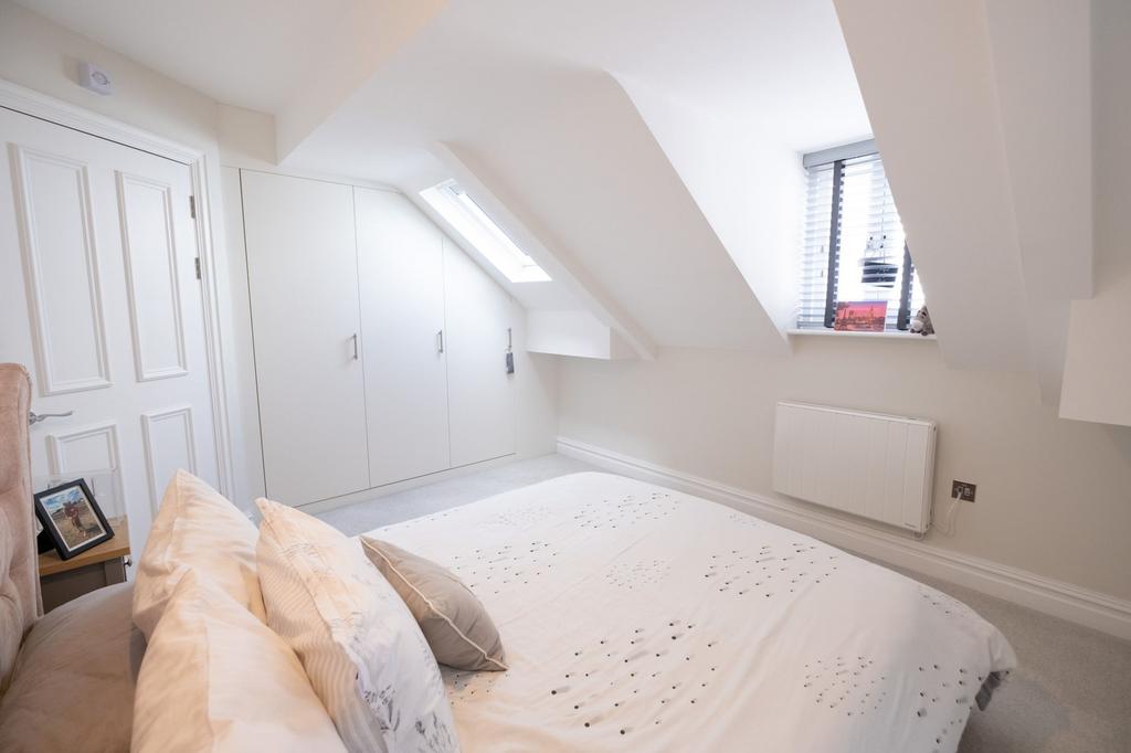 Principal bedroom