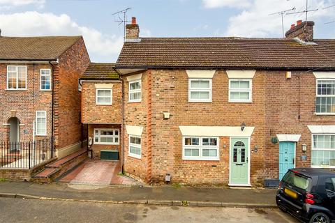 undefined, Summer Street, Slip End, LU1