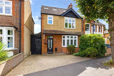 Dickinson Avenue, Croxley Green, Rickmansworth, Hertfordshire, WD3