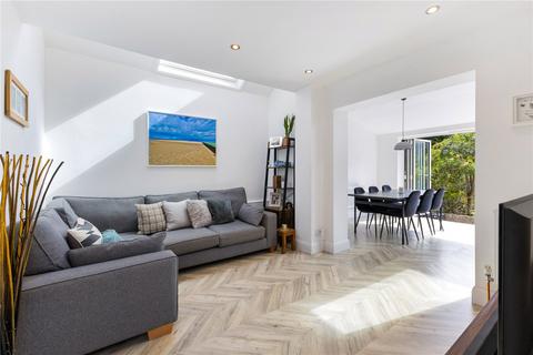 4 bedroom house for sale, Dickinson Avenue, Croxley Green, Rickmansworth, Hertfordshire, WD3