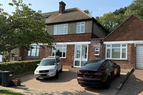 The Reddings, Mill Hill, NW7