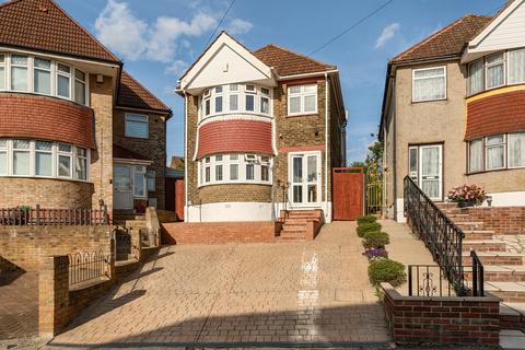 4 bedroom detached house for sale, Totnes Road, Welling