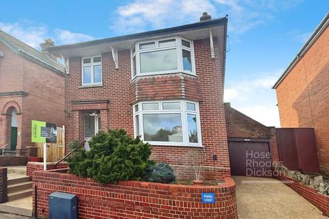 3 bedroom detached house for sale, Medina Avenue, Newport, Isle of Wight