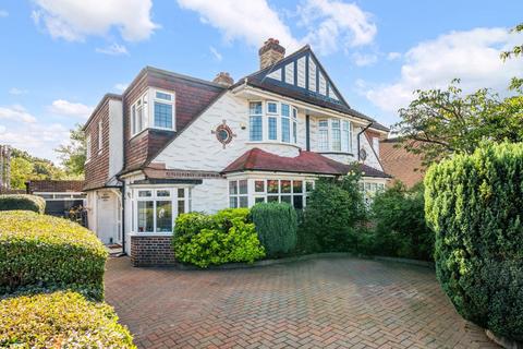 Chadacre Road, Stoneleigh