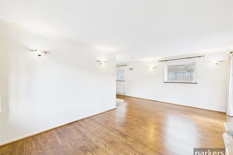 undefined, Highdown Avenue, Reading RG4