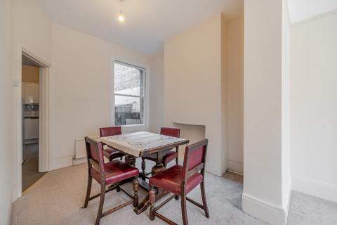 83 Amesbury Avenue, London, SW2 3AE