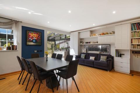 undefined, Cranbourne Gardens, NW11