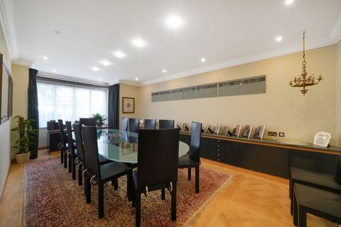 undefined, Cranbourne Gardens, NW11