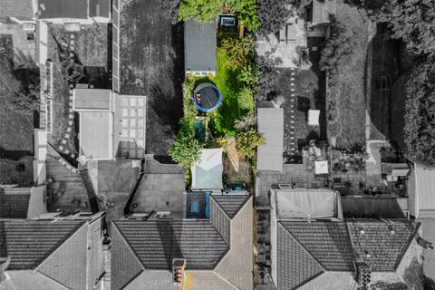 3 bedroom semi-detached house for sale, Alexander Road, Greenhithe, DA9
