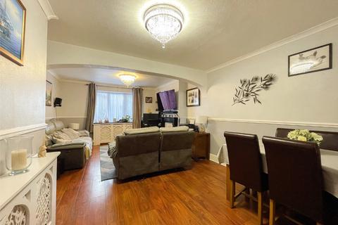 3 bedroom semi-detached house for sale, Alexander Road, Greenhithe, DA9