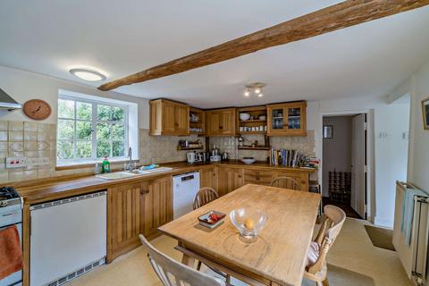 undefined, Hatherop, Cirencester, Gloucestershire, GL7