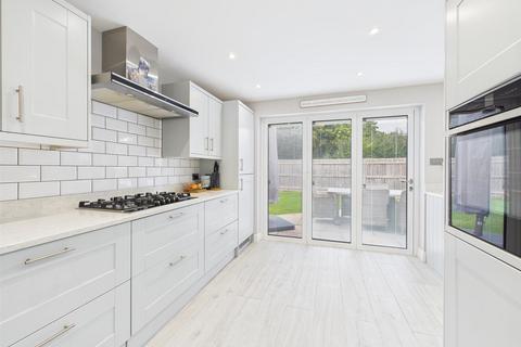 19 Brome Road, Abbeymead, Gloucester, GL4 5YW