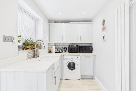19 Brome Road, Abbeymead, Gloucester, GL4 5YW