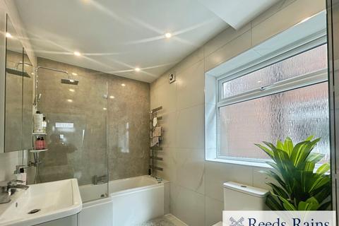 3 bedroom detached house for sale, Manchester Road, Manchester M27