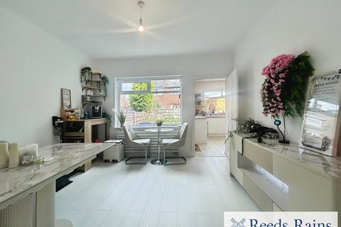 3 bedroom detached house for sale, Manchester Road, Manchester M27