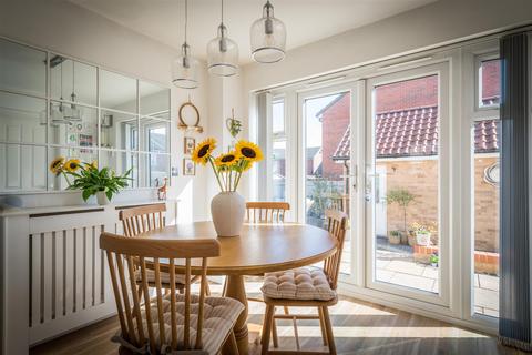 undefined, The Circle, Ipswich IP6