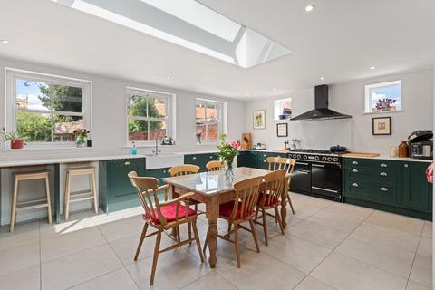 undefined, 72 Low Street, Newark NG23
