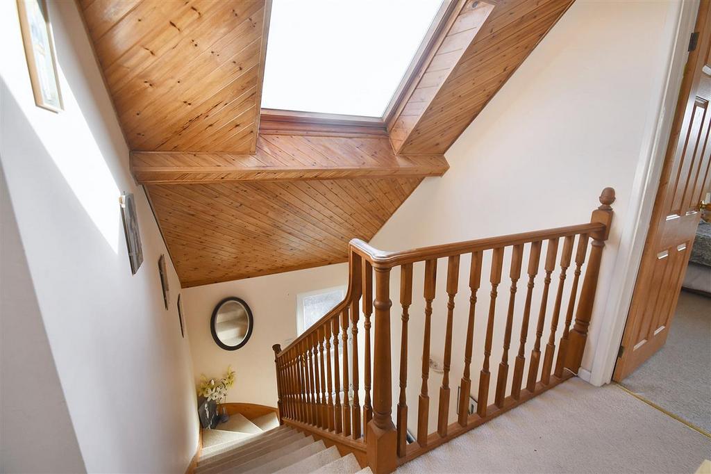 Galleried landing