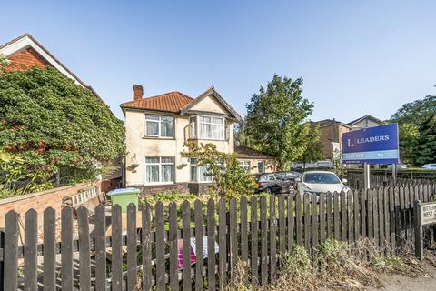 3 bedroom detached house for sale, Bitterne Road West, Southampton, Hampshire
