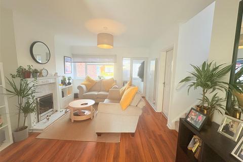 3 bedroom link detached house for sale, Bromley Gardens, Codsall, Wolverhampton