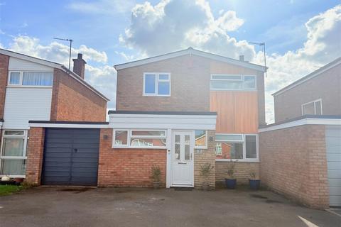 3 bedroom link detached house for sale, Bromley Gardens, Codsall, Wolverhampton