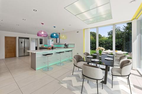 4 bedroom detached house for sale, 3 Orchard Drive, Grantham NG32