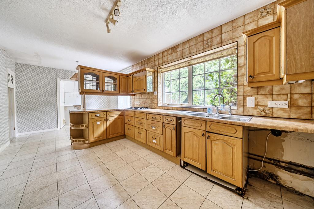 1344432-14-68b015...