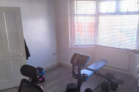 3 bedroom semi-detached house for sale, Newark Road, Luton, Bedfordshire, LU4