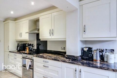4 bedroom link detached house for sale, Keys Farm, Mattishall