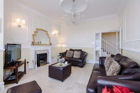 6 bedroom house for sale, Promenade, Blackpool FY1