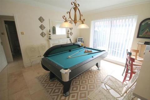 6 bedroom house for sale, Promenade, Blackpool FY1